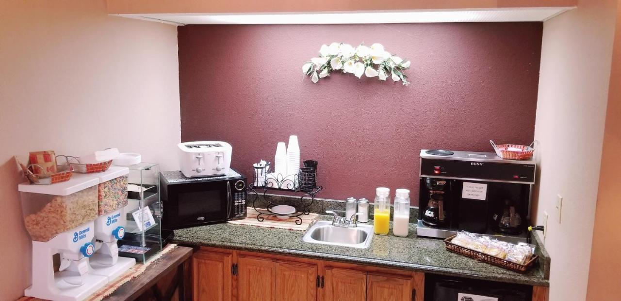 Executive Inn Scottsville エクステリア 写真
